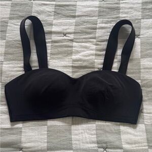 Lululemon Black Women's Sports Bra Size 6